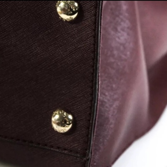 Michael Kors Large Merlot Hamilton Traveler Saffiano Leather Tote Bag - Picture 12 of 15